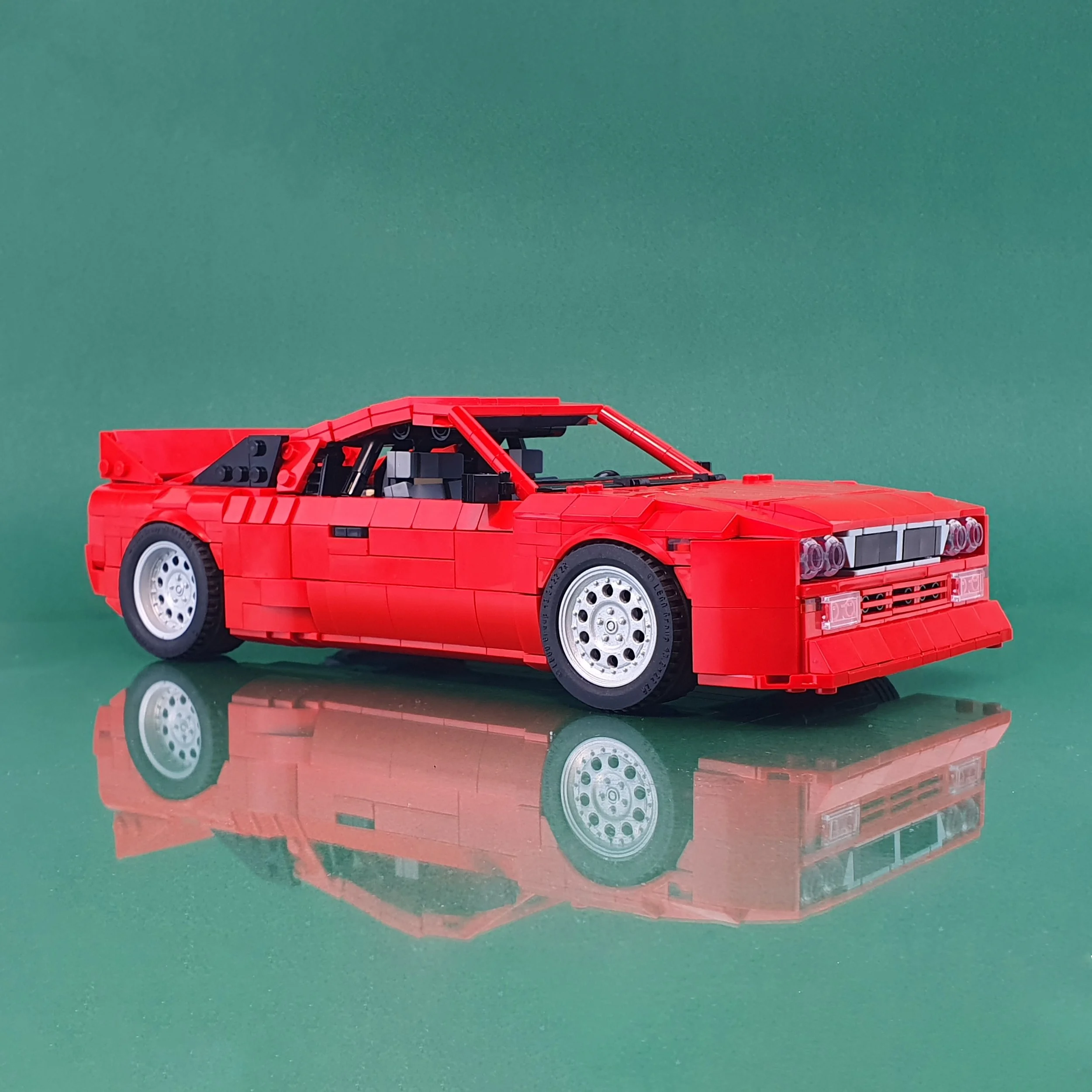 Lancia Delta HF Integrale 16V — Pingubricks